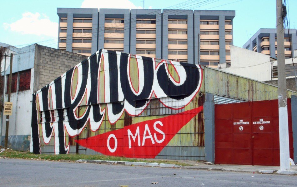 Menos o Mas by Max Rippon (Guatemala City 2008)